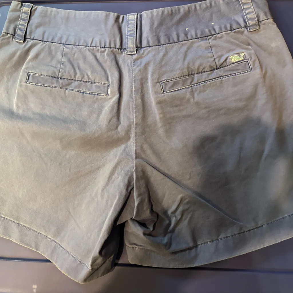 Vineyard Vines  Women's Blue Shorts - Image 3