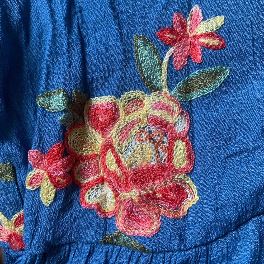 Figueroa & Flower blouse with built in tank Blue - Image 2