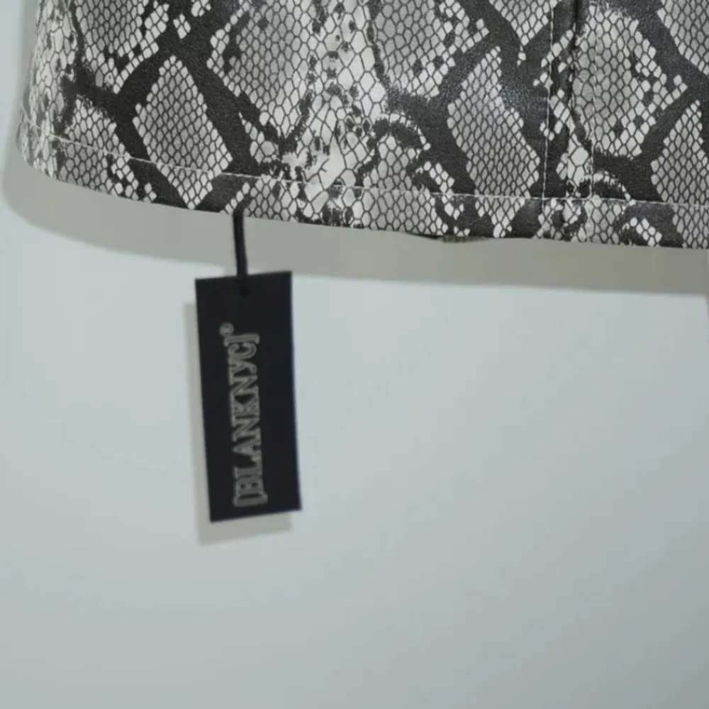 BlankNYC Snakeskin Break Away Faux Leather Skirt - Image 9