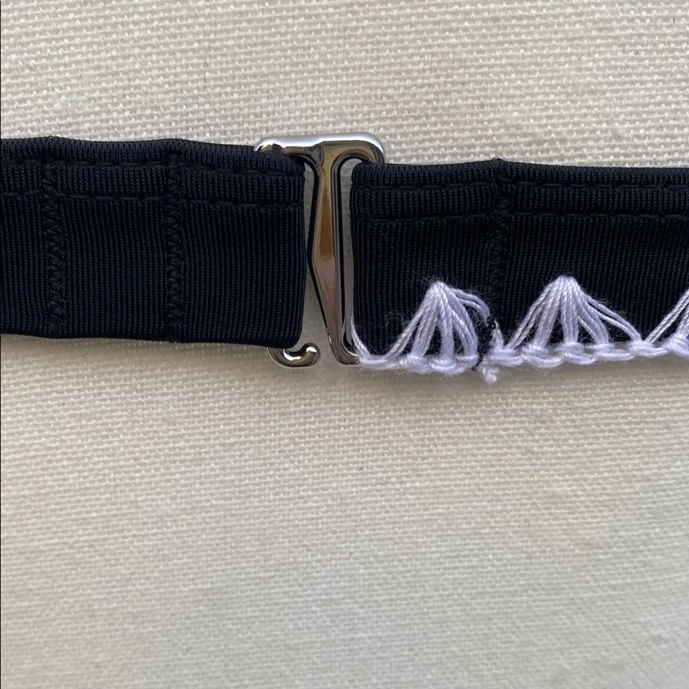 Cupshe Woman’s Black Monochrome Bikini Top Black with White Stitching Size Small - Image 4