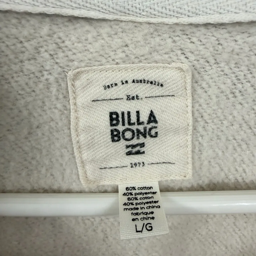 Billabong Blue and Cream V-Neck Sweater - Image 2