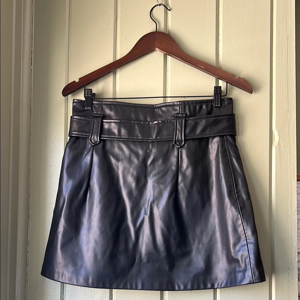 Zara Faux Leather Mini Black Skirt With Zippers And Belt NWOT Women’s Size Large - Image 6