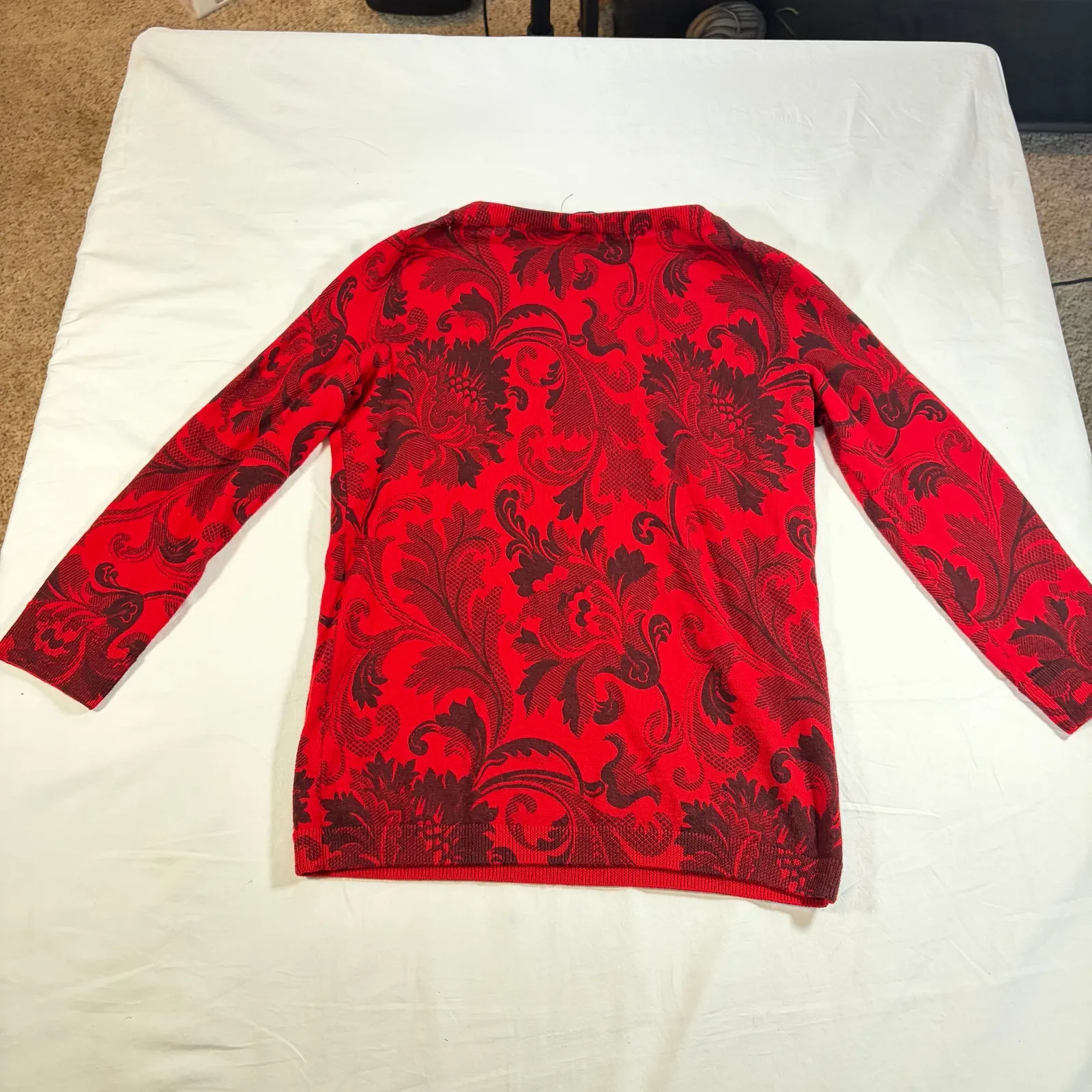 Talbots womens red sweater black floral pattern. 3/4 sleeve crew neck. Size XS - Image 5
