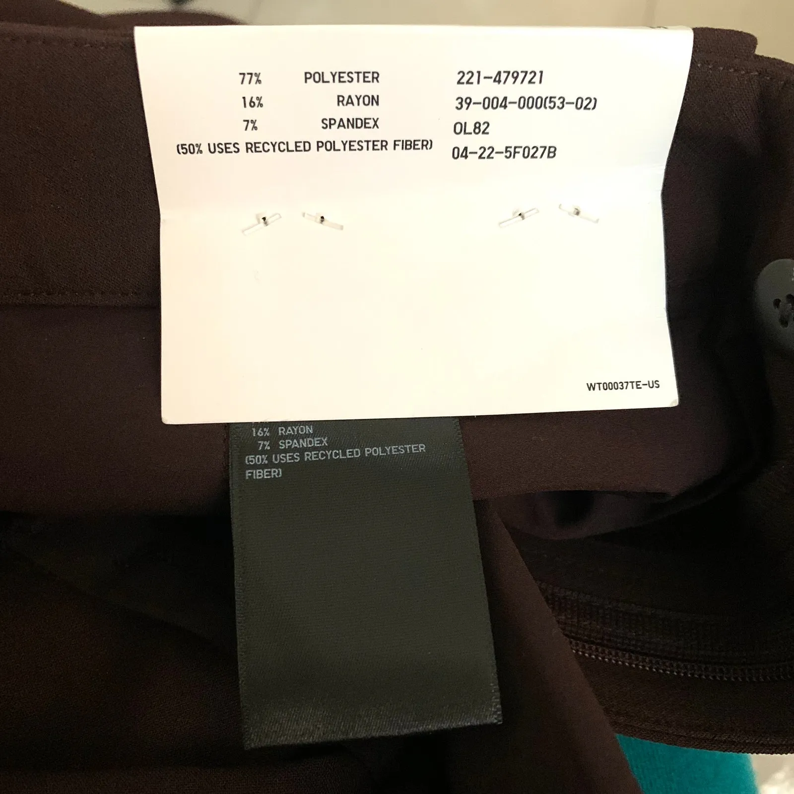 Uniqlo Smart Flare Pants in Dark Brown - Image 10