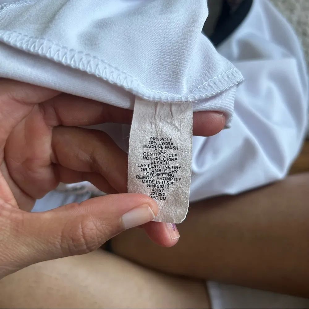 White Tennis Tank Top Size M - Image 4