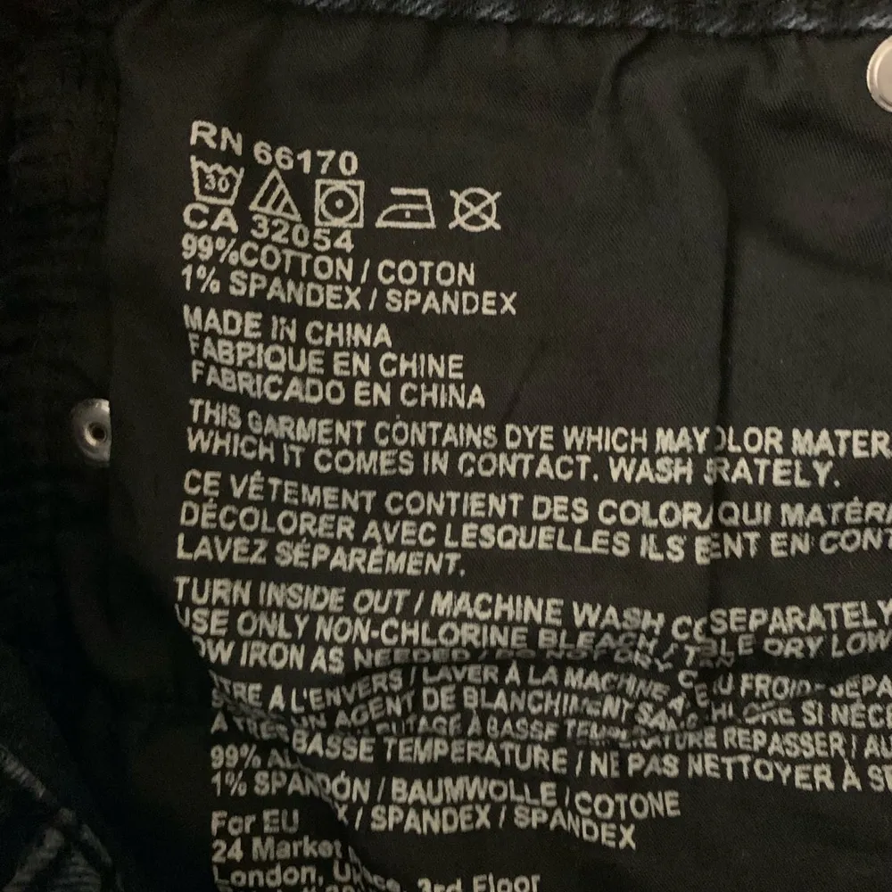 BDG High Rise Erin 5 Pocket Shortie Black Denim Shorts Size 25 - Image 9