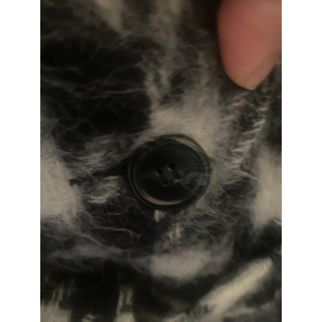 Women's vintage Bill Blass Plaid coat - Image 4