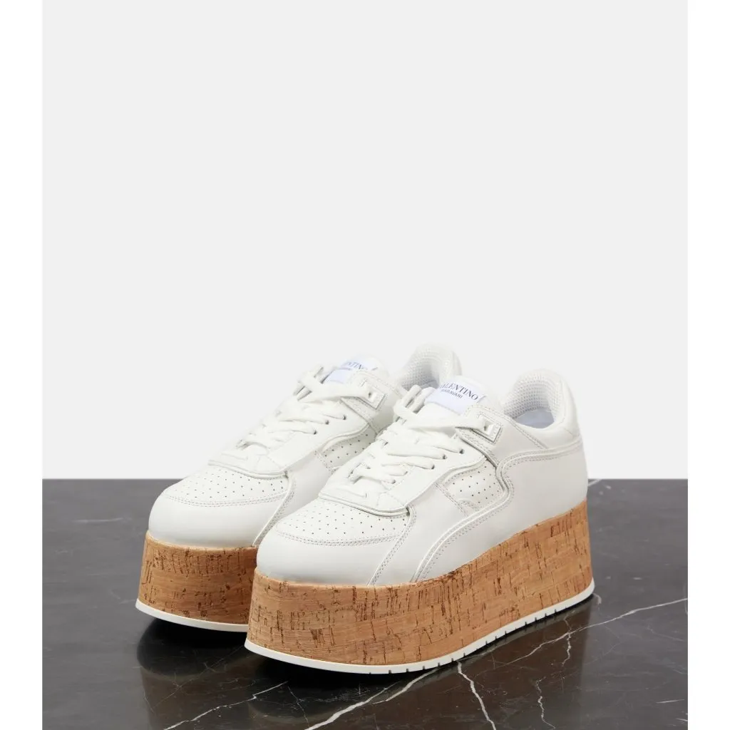 Valentino Garavani Freedots XL Sneaker in Bianco Naturale 36 New with Box Womens - Image 4