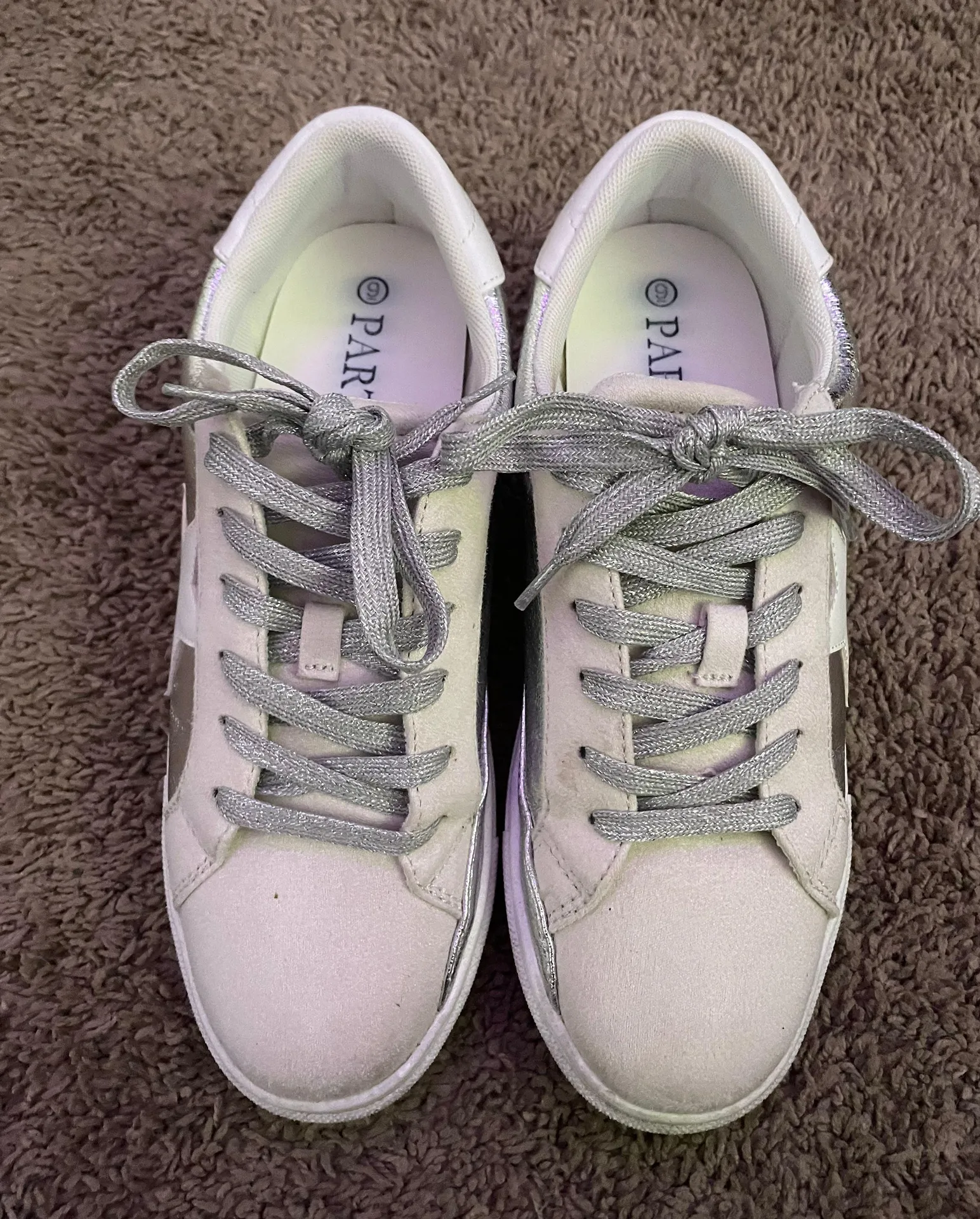 Silver Star boutique shoes Size 9 - Image 2