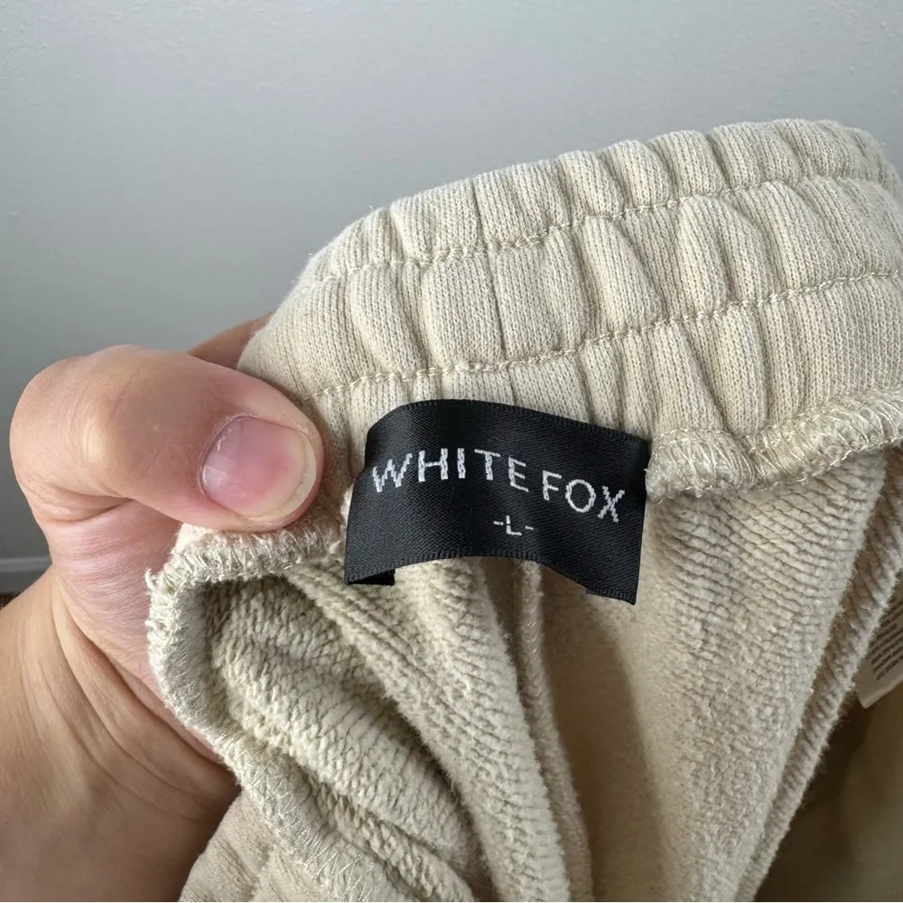 White Fox Wide Leg‎ Sweatpants Size Large - Image 4