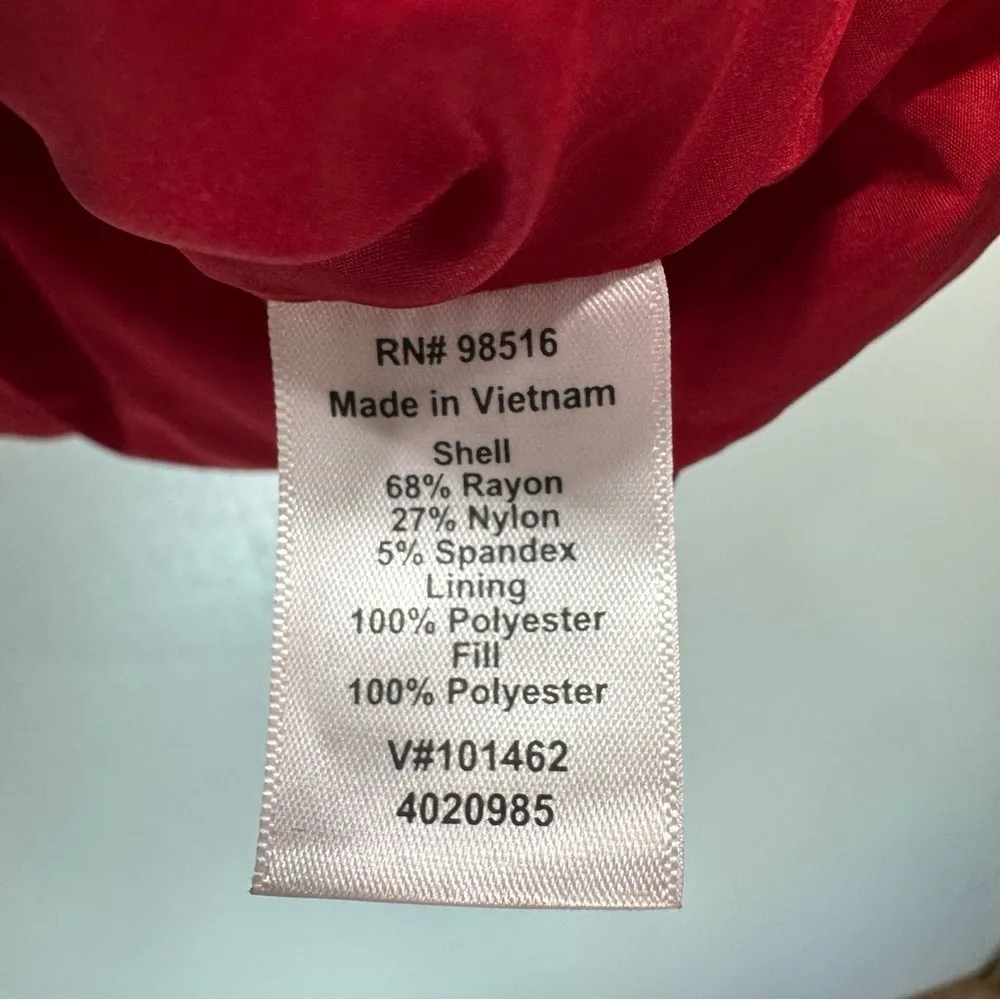 Coldwater Creek Red Quilted Zip Front Vest with Zipper Pockets Size Medium 10-12 - Image 11