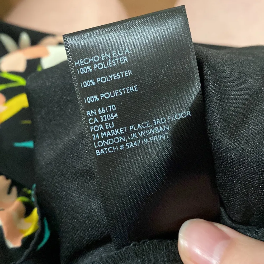 Urban Outfitters Pins & Needles floral keyhole back ruffled long sleeve romper S - Image 14