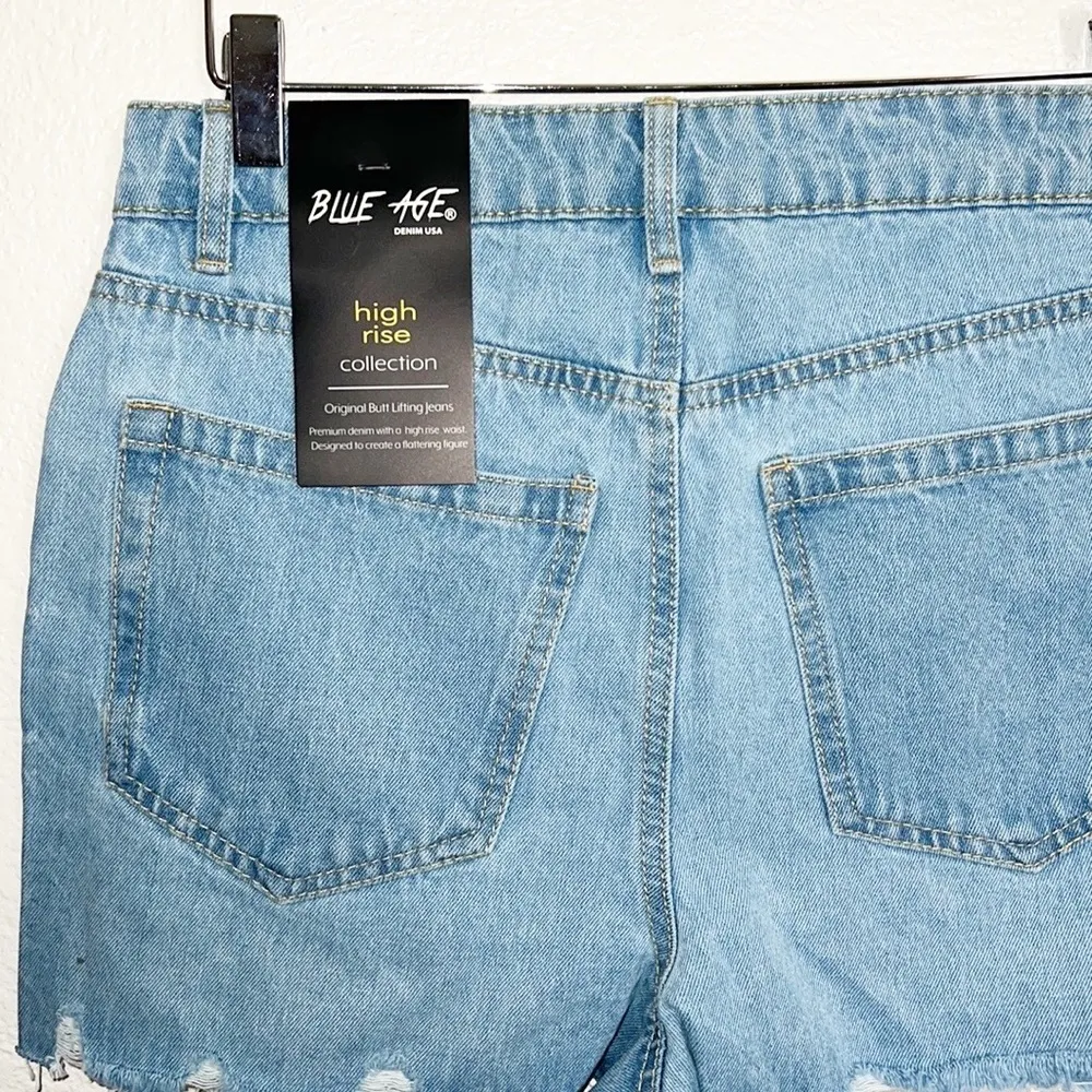 Blue Age Distressed High Rise Light Wash Jeans Shorts Size 29 - Image 7