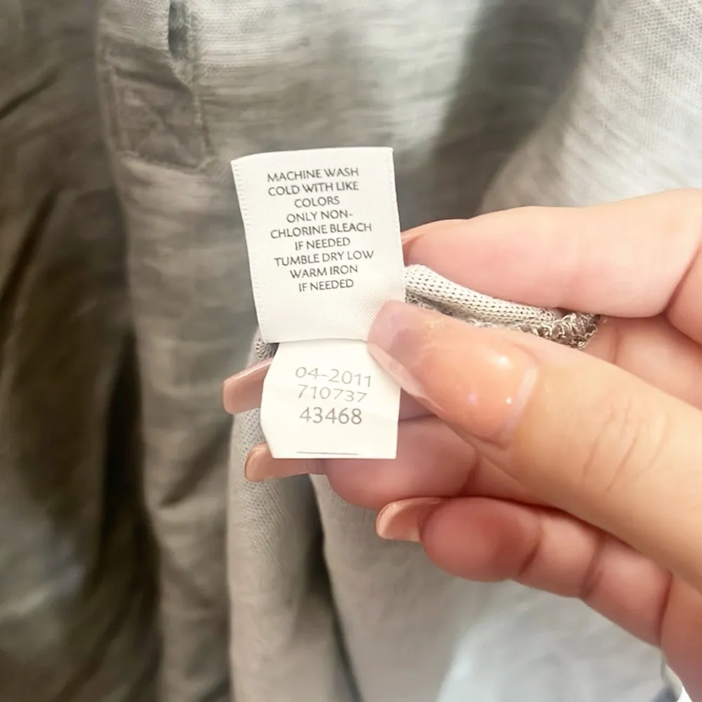 J. Jill Linen Blend Gray Half Button Long Sleeve Women’s Blouse - Image 7