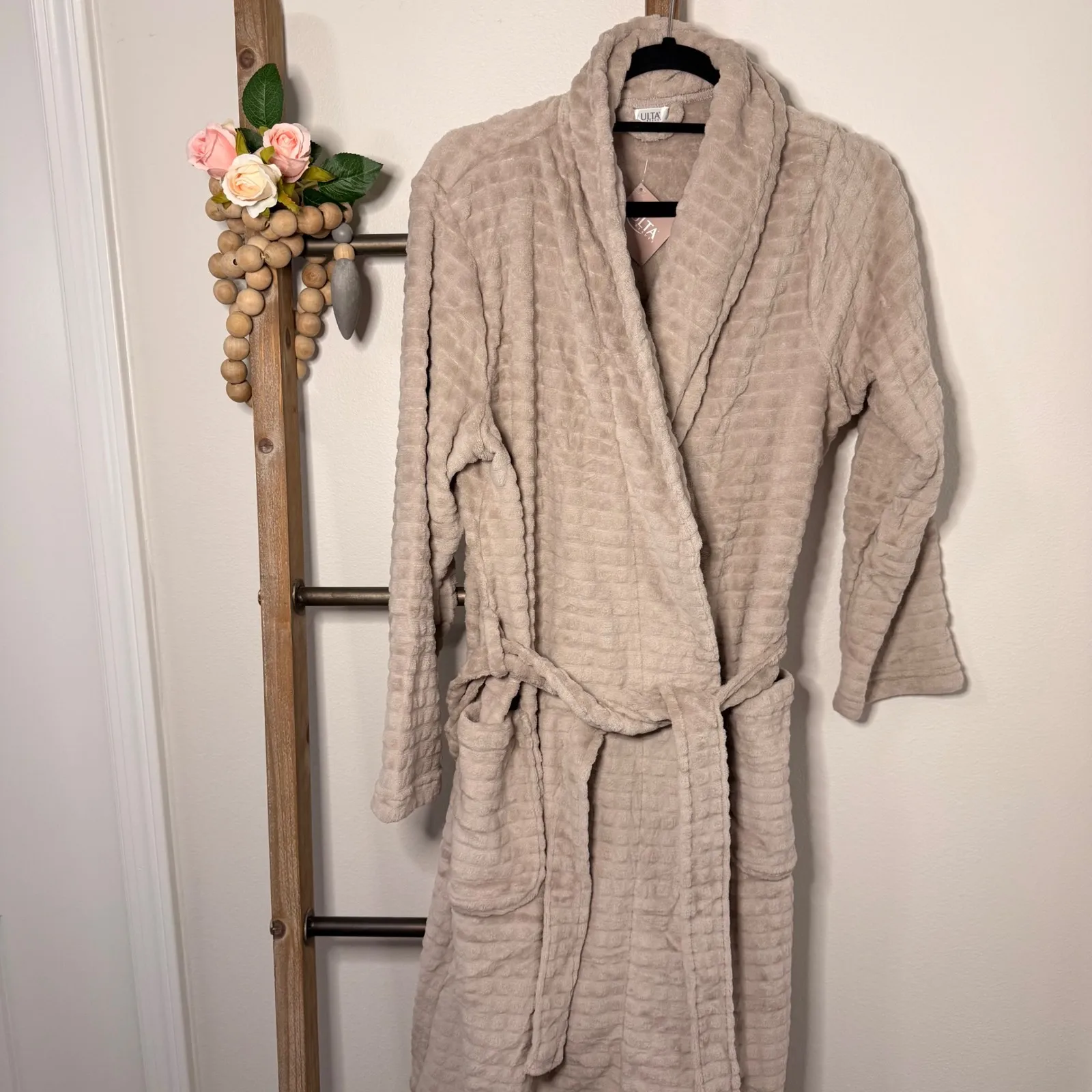 Ulta Lounge Plush Waffle Knit Robe Bathrobe Beige Cozy Loungewear Large XL Tan - Image 3