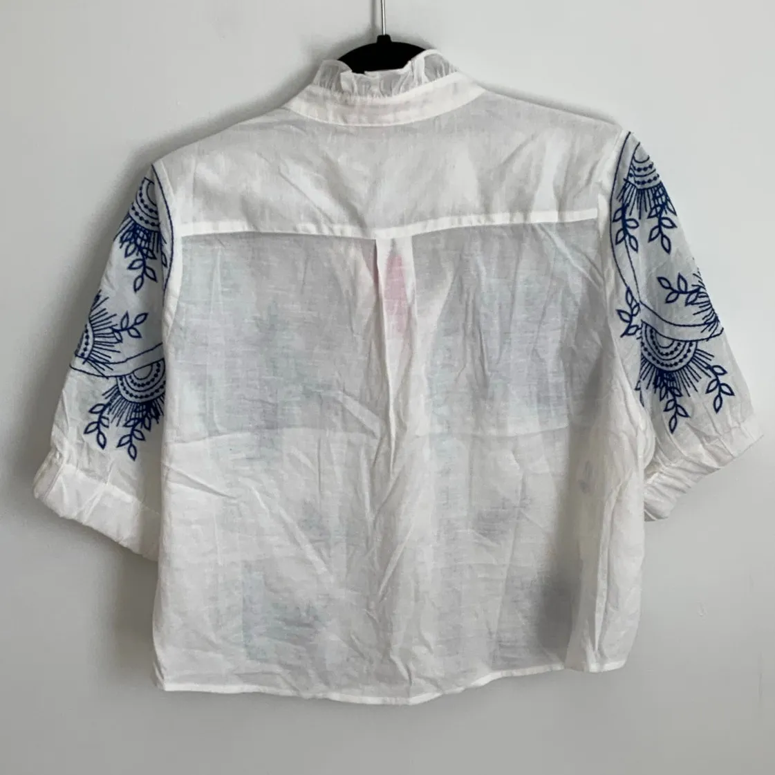 THML The Mackie Button-Front Embroidered Top NWT size Large $115 - Image 5