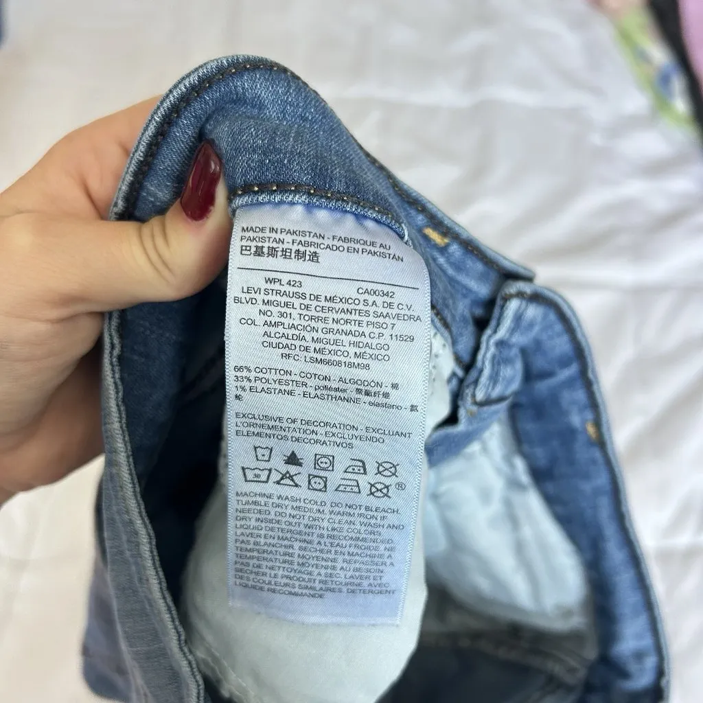 Signature by Levi Strauss Womens High Rise Modern Denim Shorts Stretch Blue Size XS - Image 3