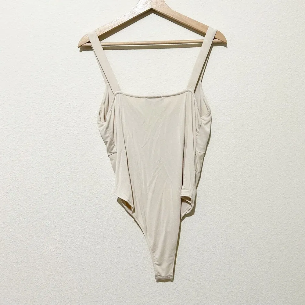 Eloquii Twist Front Bodysuit Strap Sweetheart Size 14/16  Sleeveless Cream‎ Nude - Image 4