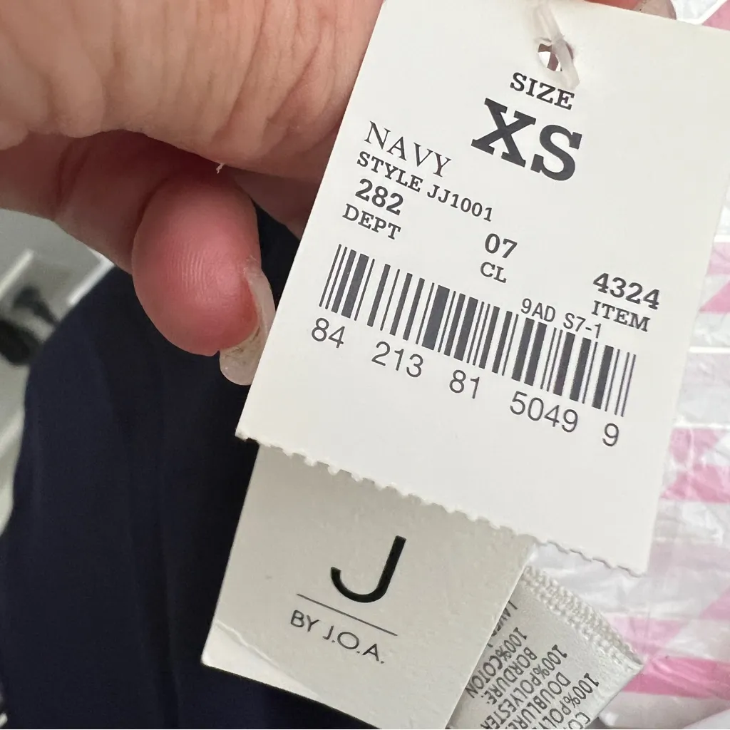 J.O.A. Navy Floral Ruffle Crop Top - Image 14