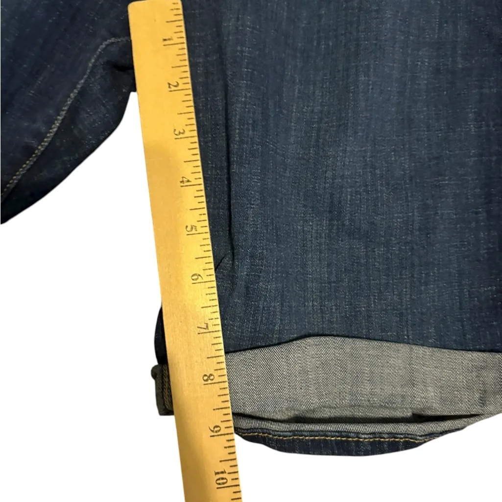 Levi’s classic Bermuda shorts dark wash size 31 - Image 6