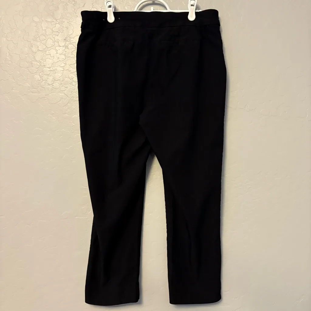 Chico's black capri length dress pants size 2 - Image 11