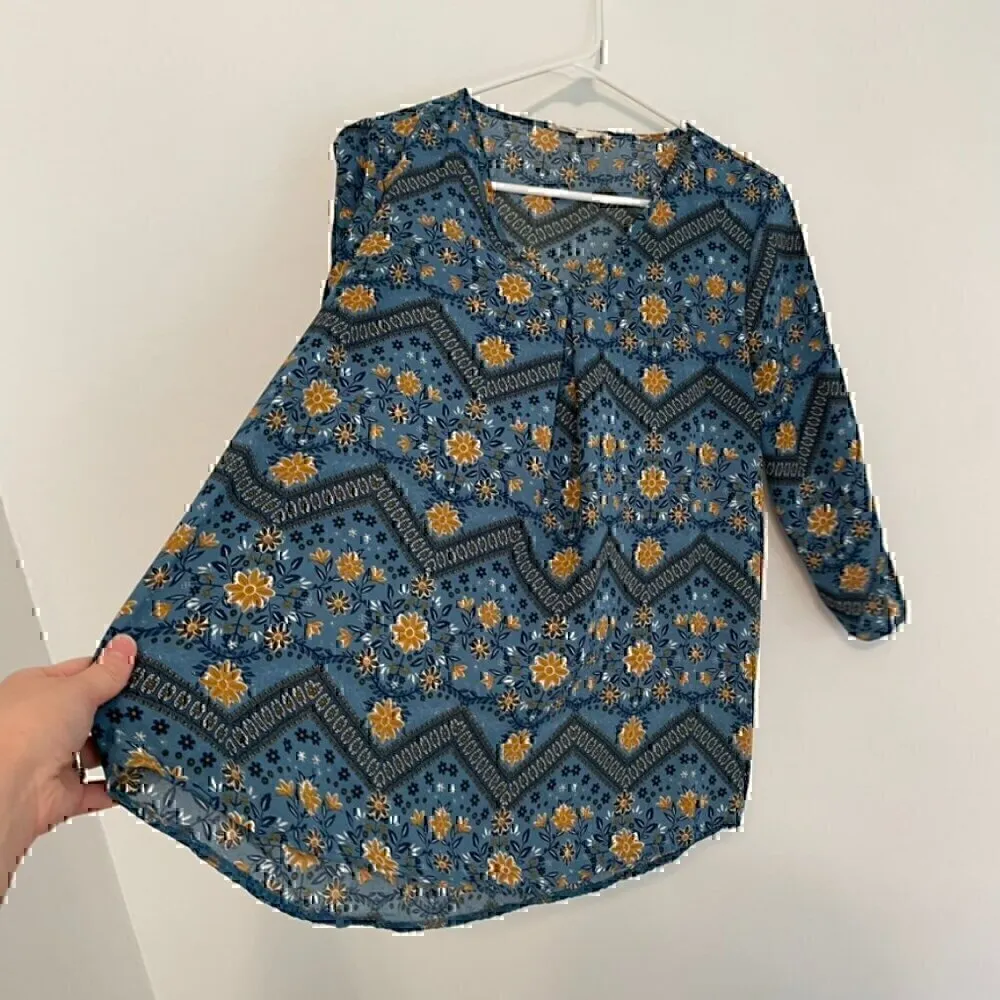 PINK ROSE Blue Mustard Navy Floral Chevron 3/4 Sleeve Roll Tab Sleeve Blouse Top - Image 7