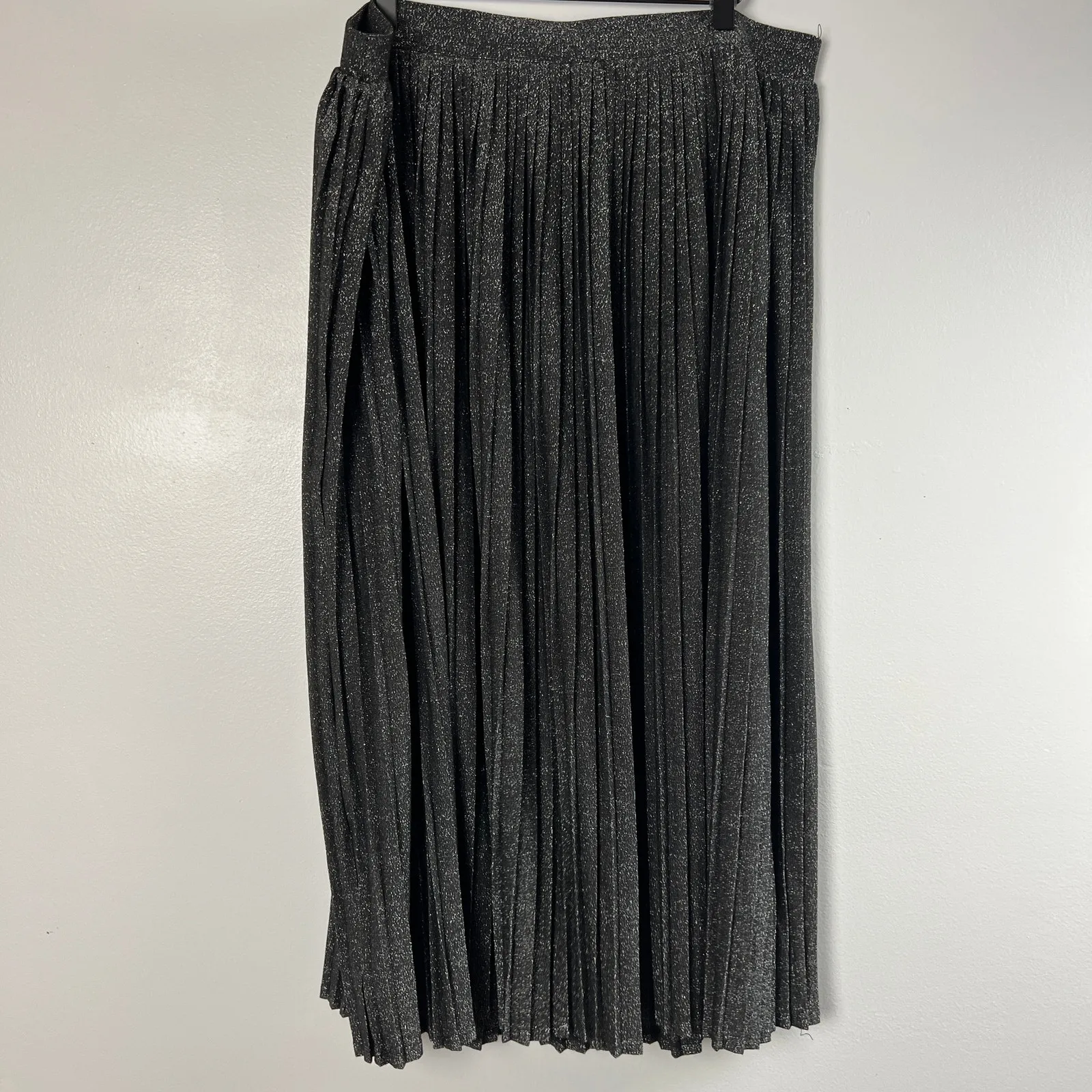A New Day Women's Black Sparkly A-Line Pleated Skirt - Size XS - NWT - Image 6