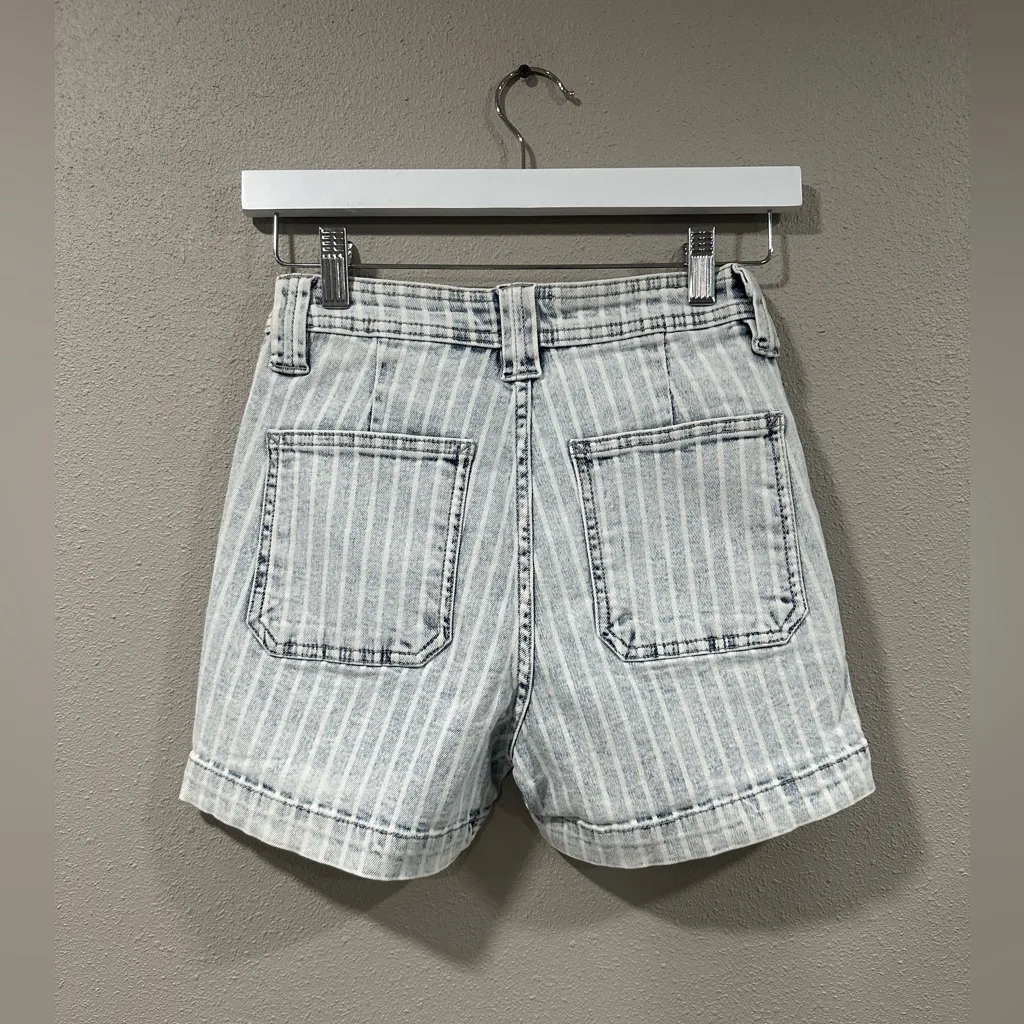 Buckle Kancan Striped Denim Shorts - Image 4