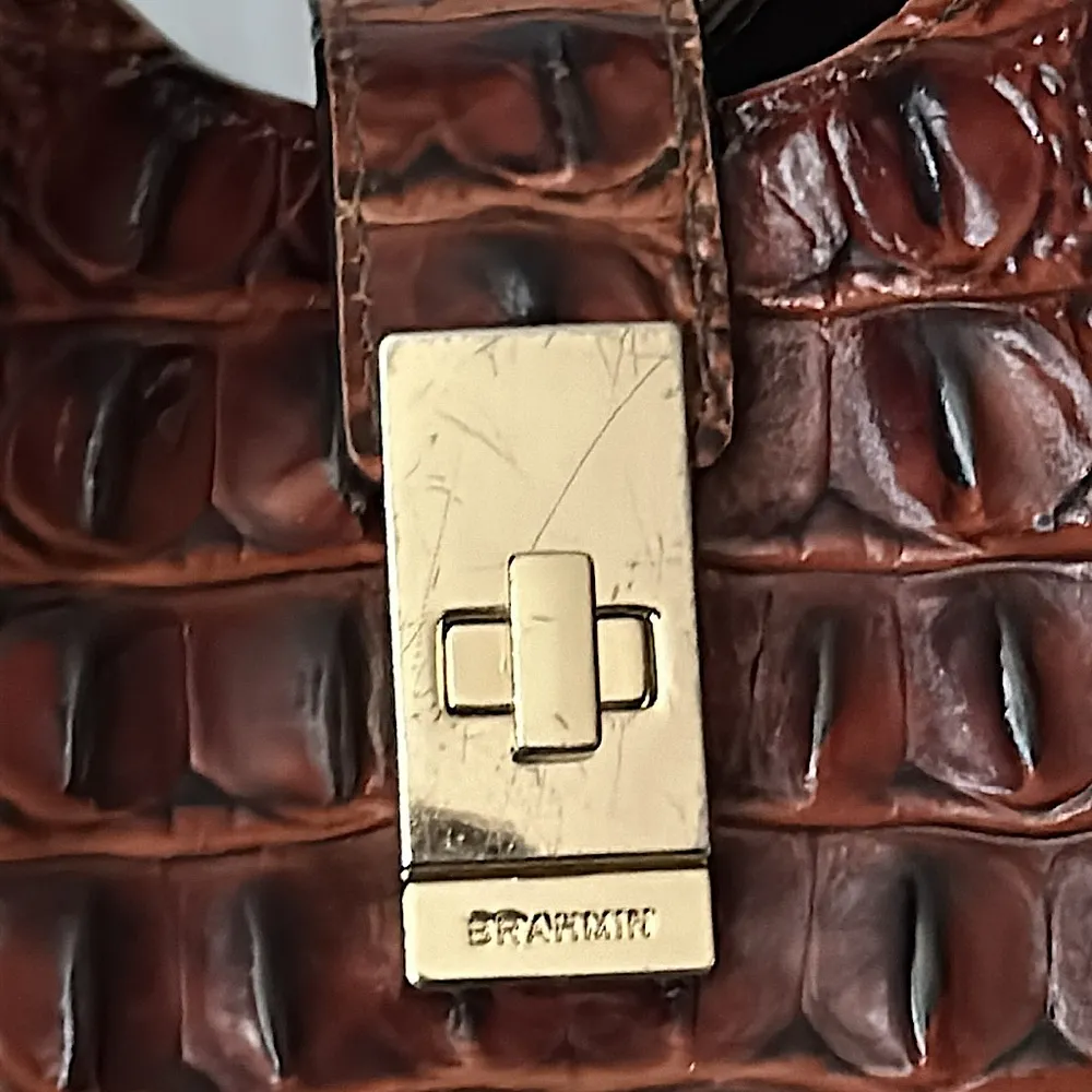 Brahmin Luxurious Brown Crocodile Skin Imprint Leather Elisa Handbag Purse 🌺🌺 - Image 3