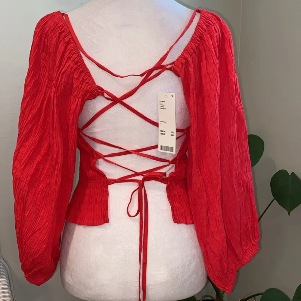 URBAN OUTFITTERS Uo Vida Lace-back Smocked Top In Red Smocked Women's Top SZ L - Image 3