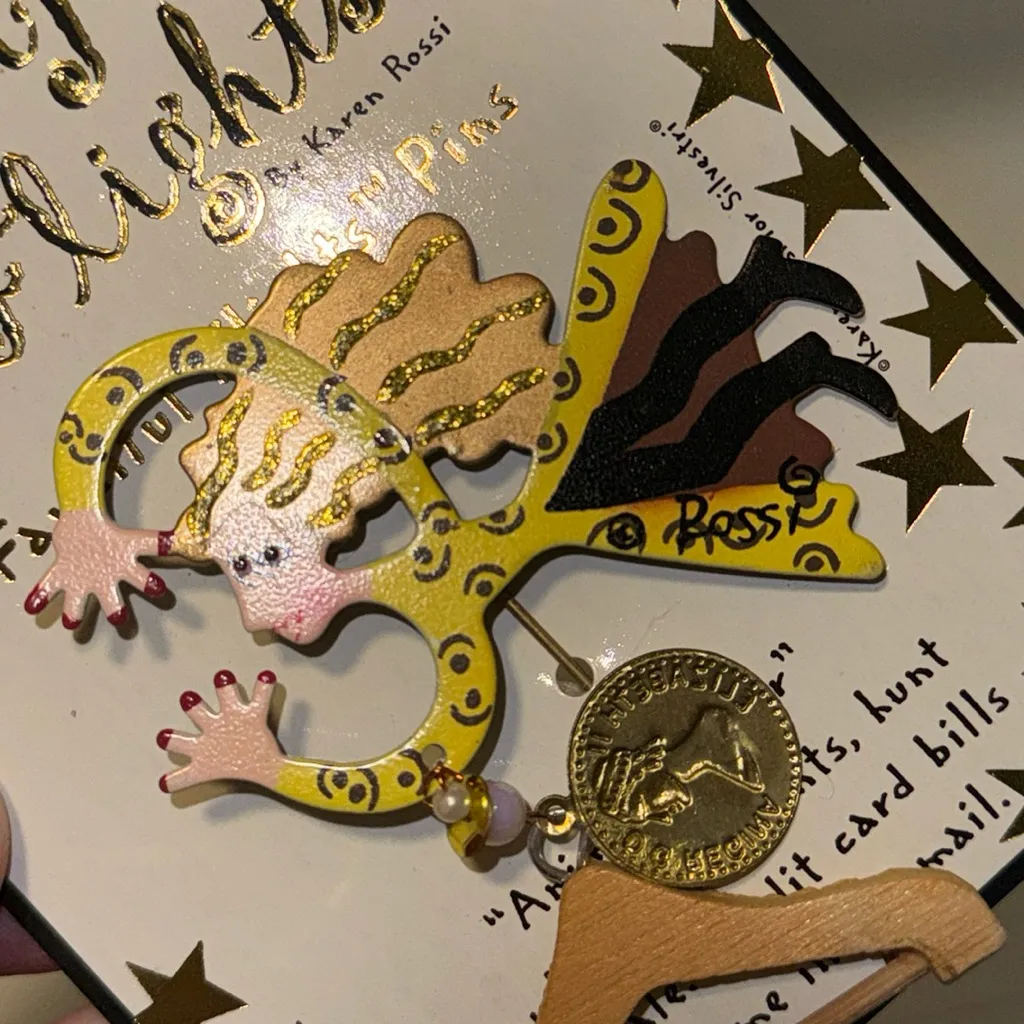 Karen Rossi Fanciful Flights Animal Shopper Signed Lapel Hat Stick Pin - Image 2