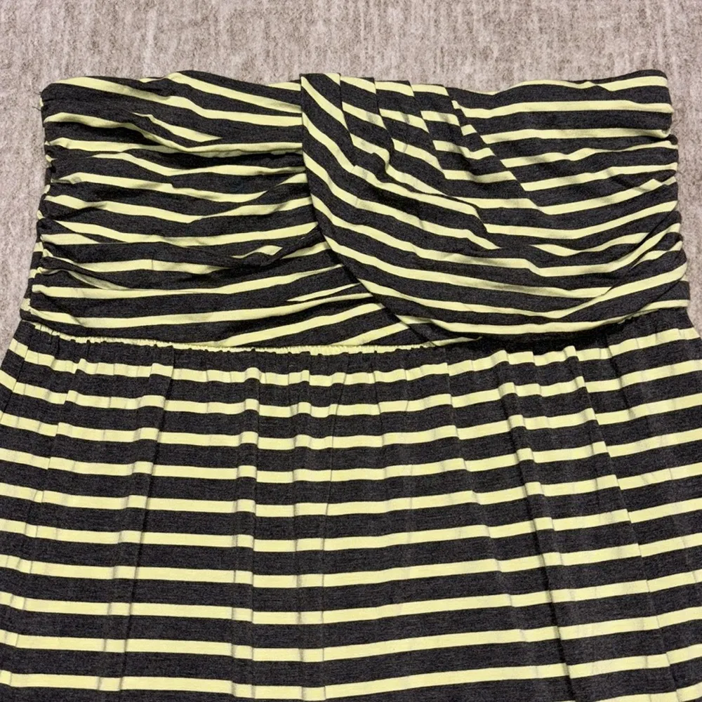 NWT 14/16 Lane Bryant Strapless sundress grey yellow stripe t shirt material - Image 2