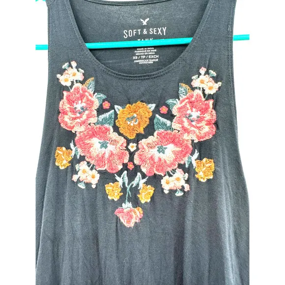 American Eagle size XS soft & sexy line navy tank top with‎ floral embroidery - Image 3
