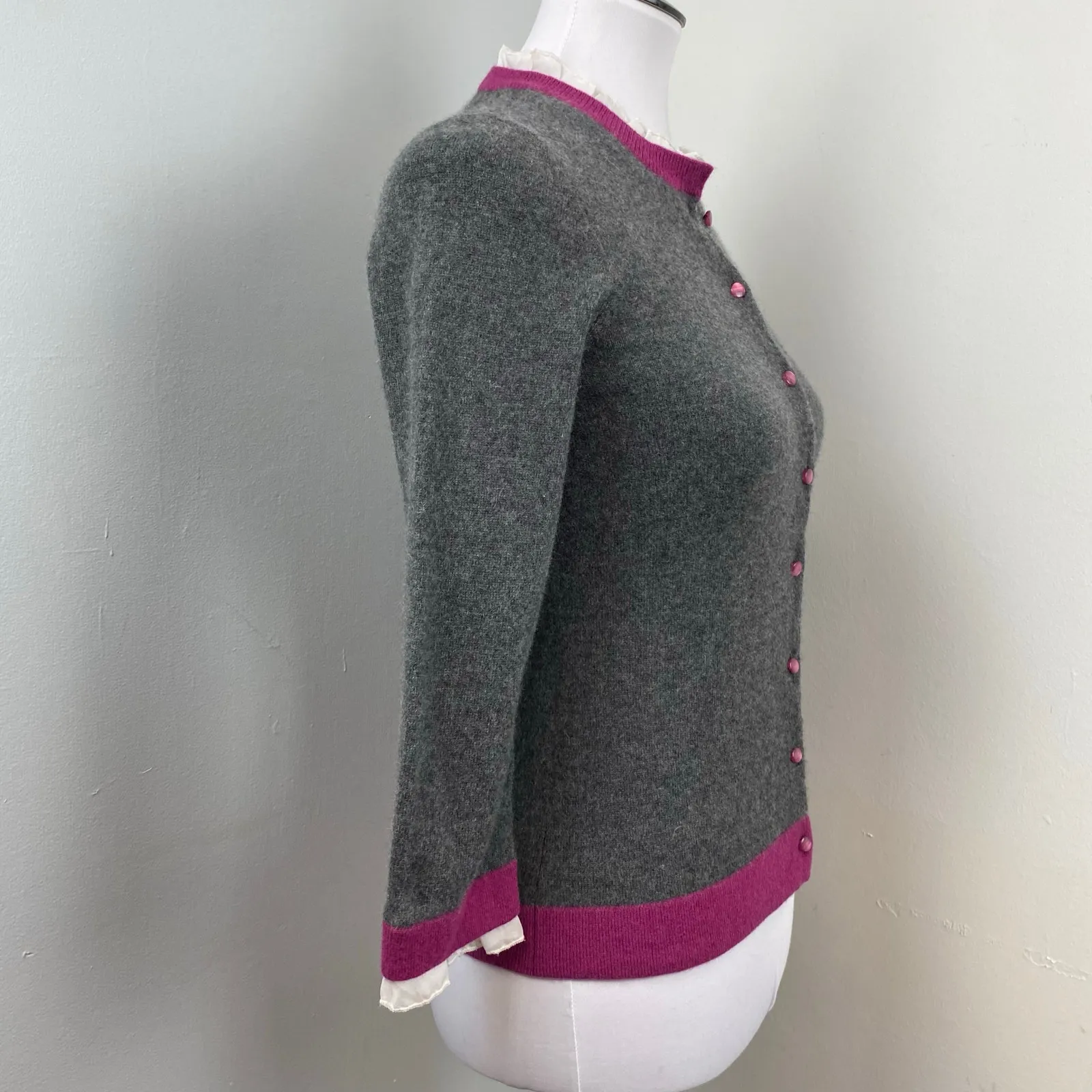 Sutton Grey & Magenta Fitted 100% Cashmere Cardigan Small EUC Gray - Image 6