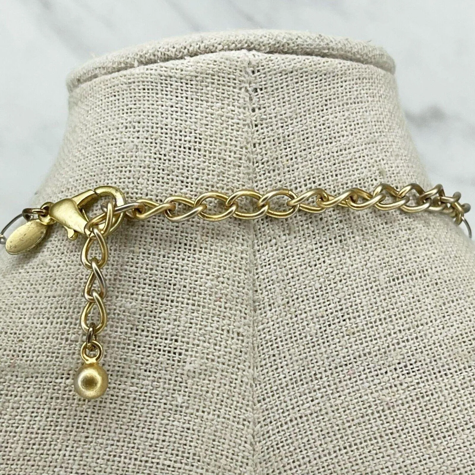 Chicos Colorful Beaded Gold Tone Hammered Teardrop Pendant Necklace ✨ - Image 5