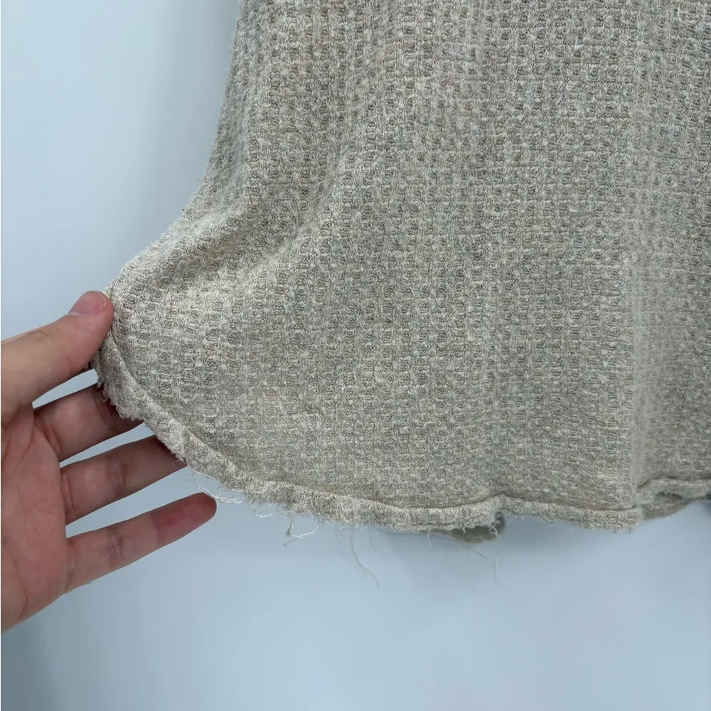 Urban outfitters Out from Under Slouchy Thermal Shirt Waffle beige Knit small - Image 7