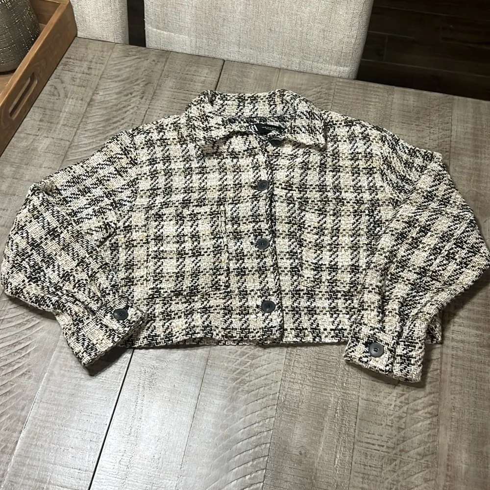 Zara patch pocket tweed textured overshirt / jacket LIKE NEW - Image 2