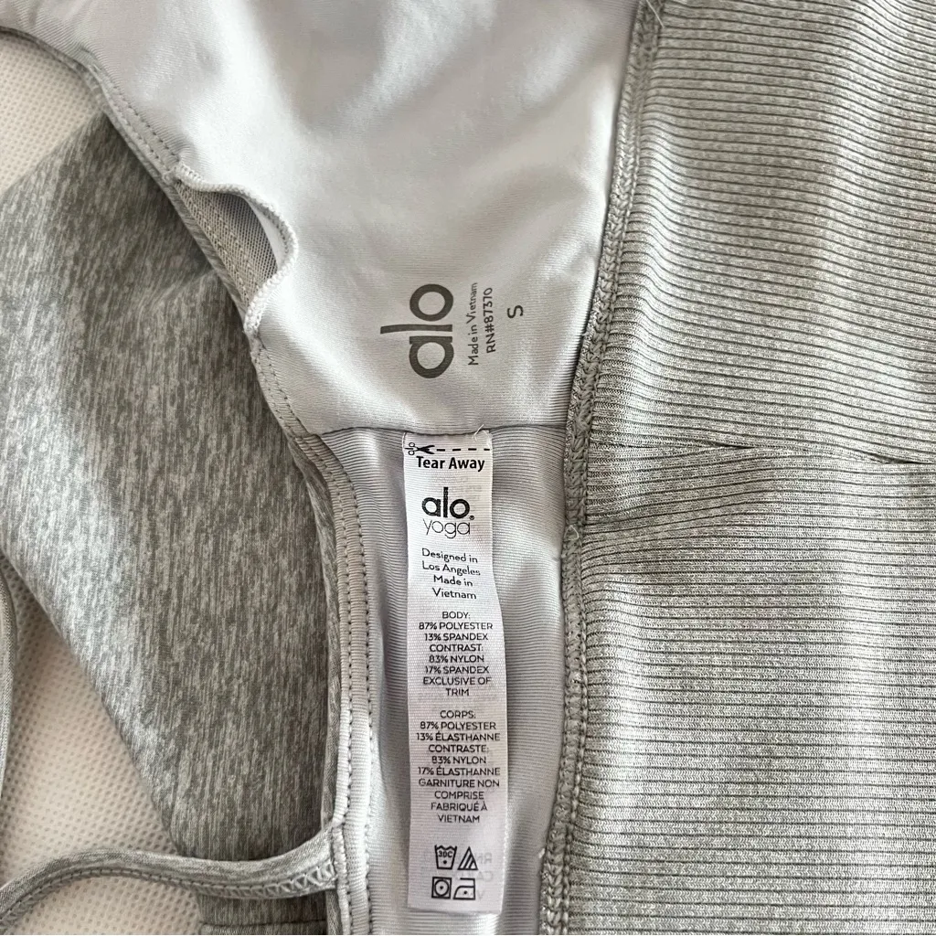 Alo Yoga Alosoft Lush Bra Sz Small Heathered Gray Strappy back Detail Long Line - Image 9