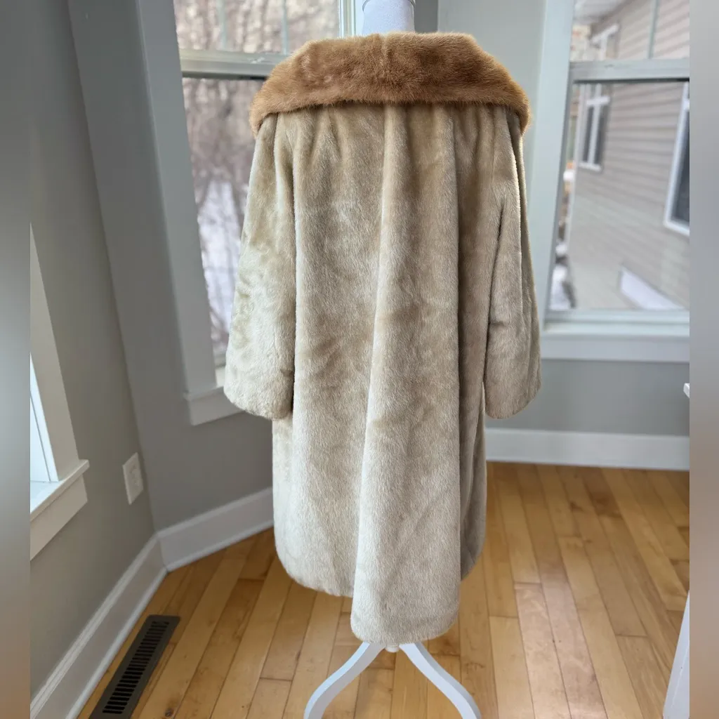 Vintage Brazotta Blond Light Ivory Mink Fur Portrait Collar Faux Fur Dress Coat Tan Size M - Image 3
