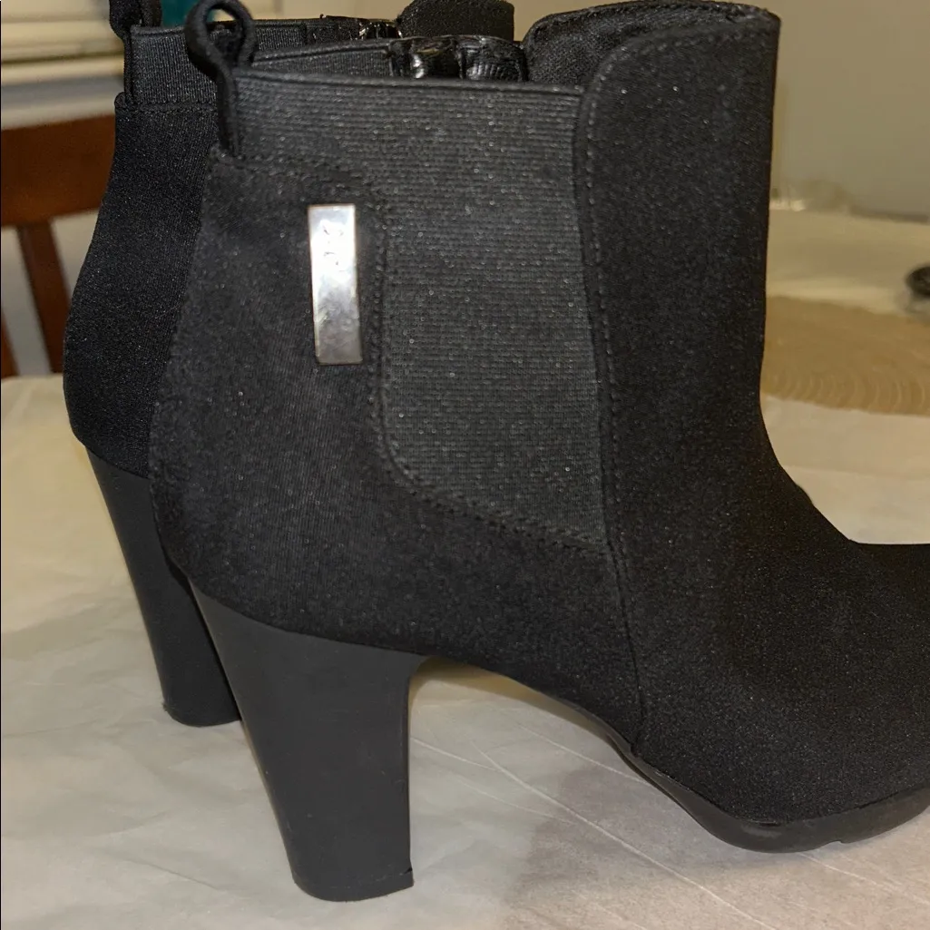 Anne Klein  Black Heeled Boots - Image 5