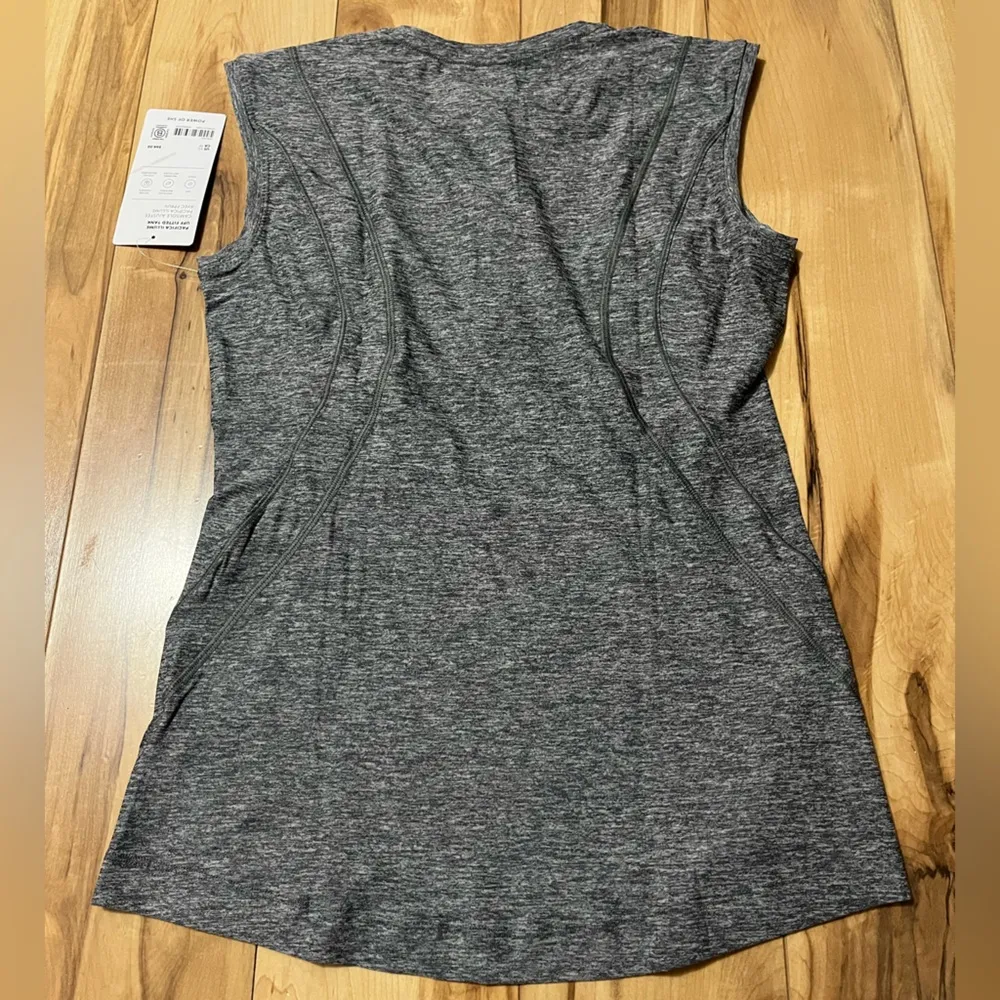 Athleta Pacifica Illume UPF Fitted 1/4 Zip Tank Water Sports XS Gray Zip Pocket - Image 4