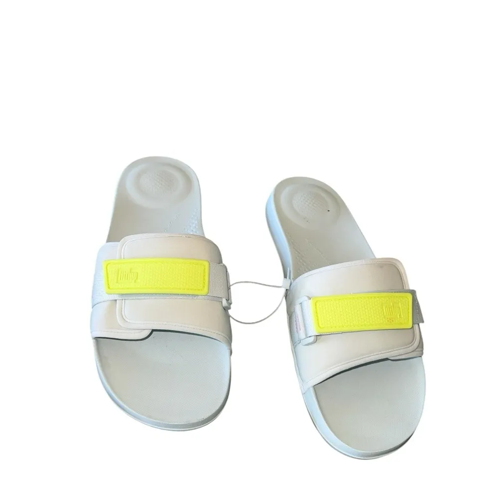 FitFlop NEW  IQUSHION Adjustable Water-Resistant Pool Slides - Image 7