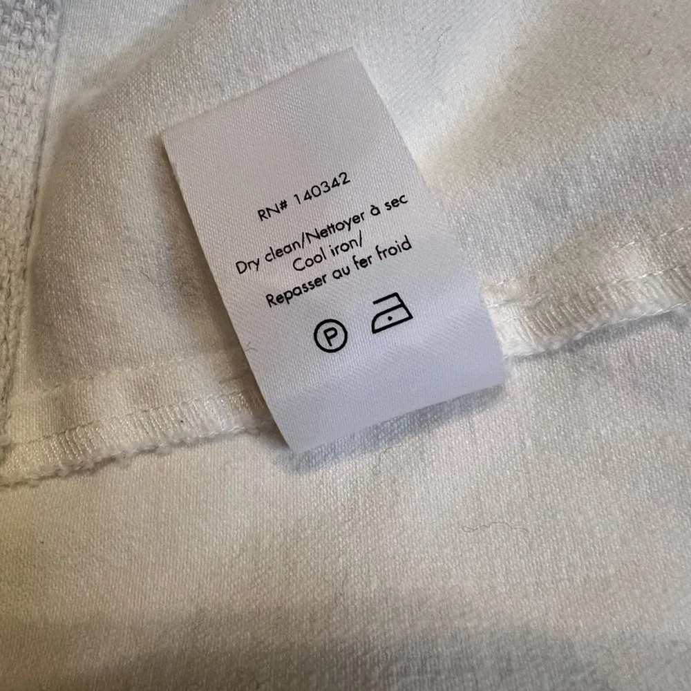 Elizabeth and James Branson Boxy Cropped White Jean Jacket Size XS - Image 4