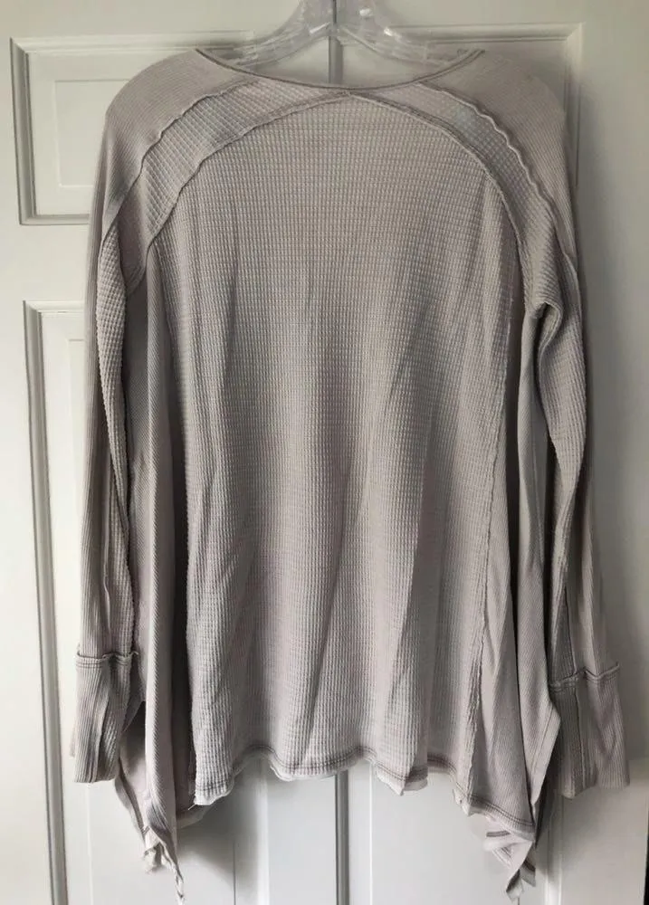 Free People Grey  Long Sleeve - Image 2