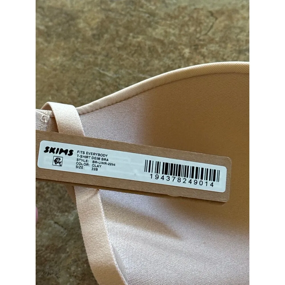 Skims Fits Everybody Demi T-shirt Bra Size 32B Clay - Image 7