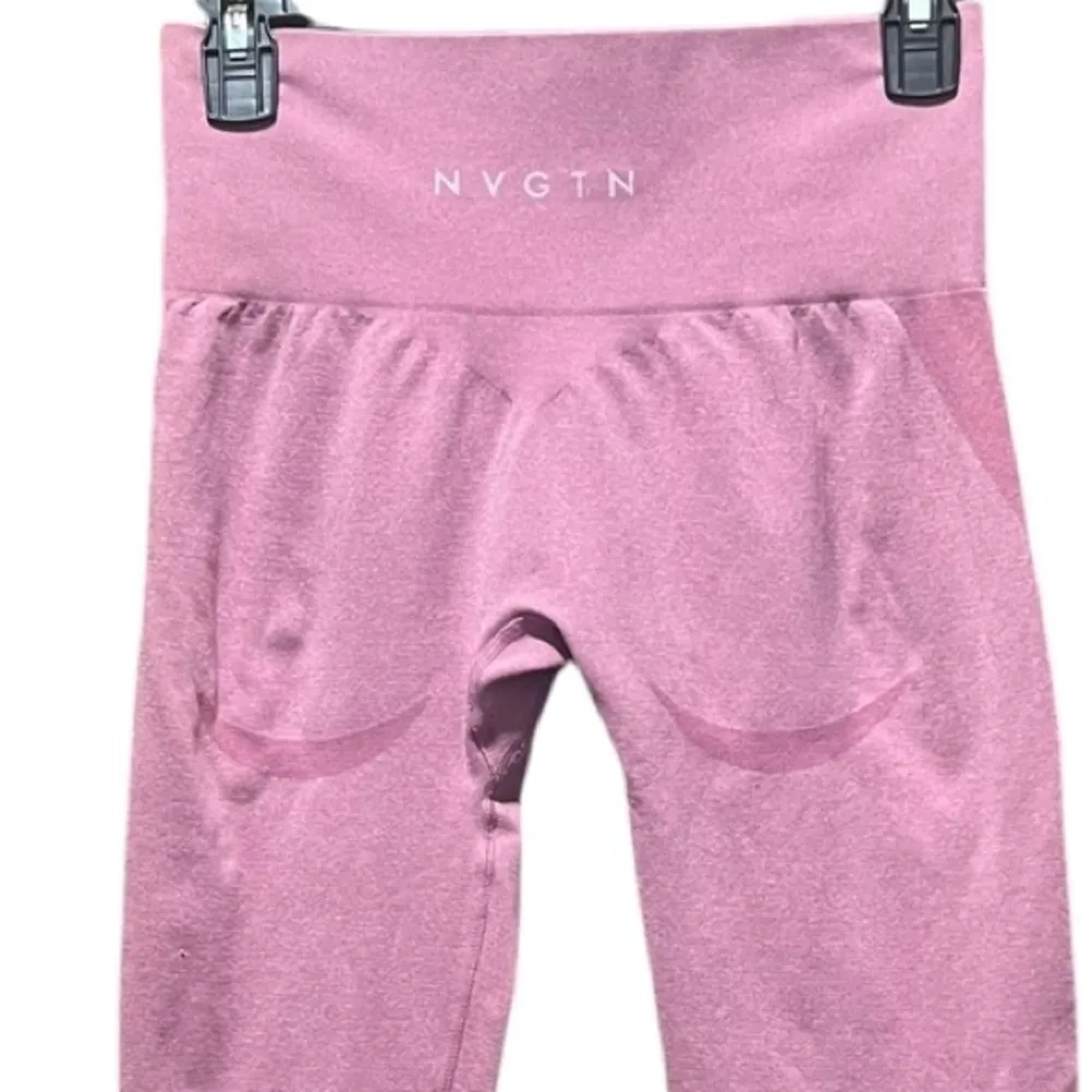 NVGTN Contour Curve Seamless Rose Pink‎ Leggings Size Medium - Image 9