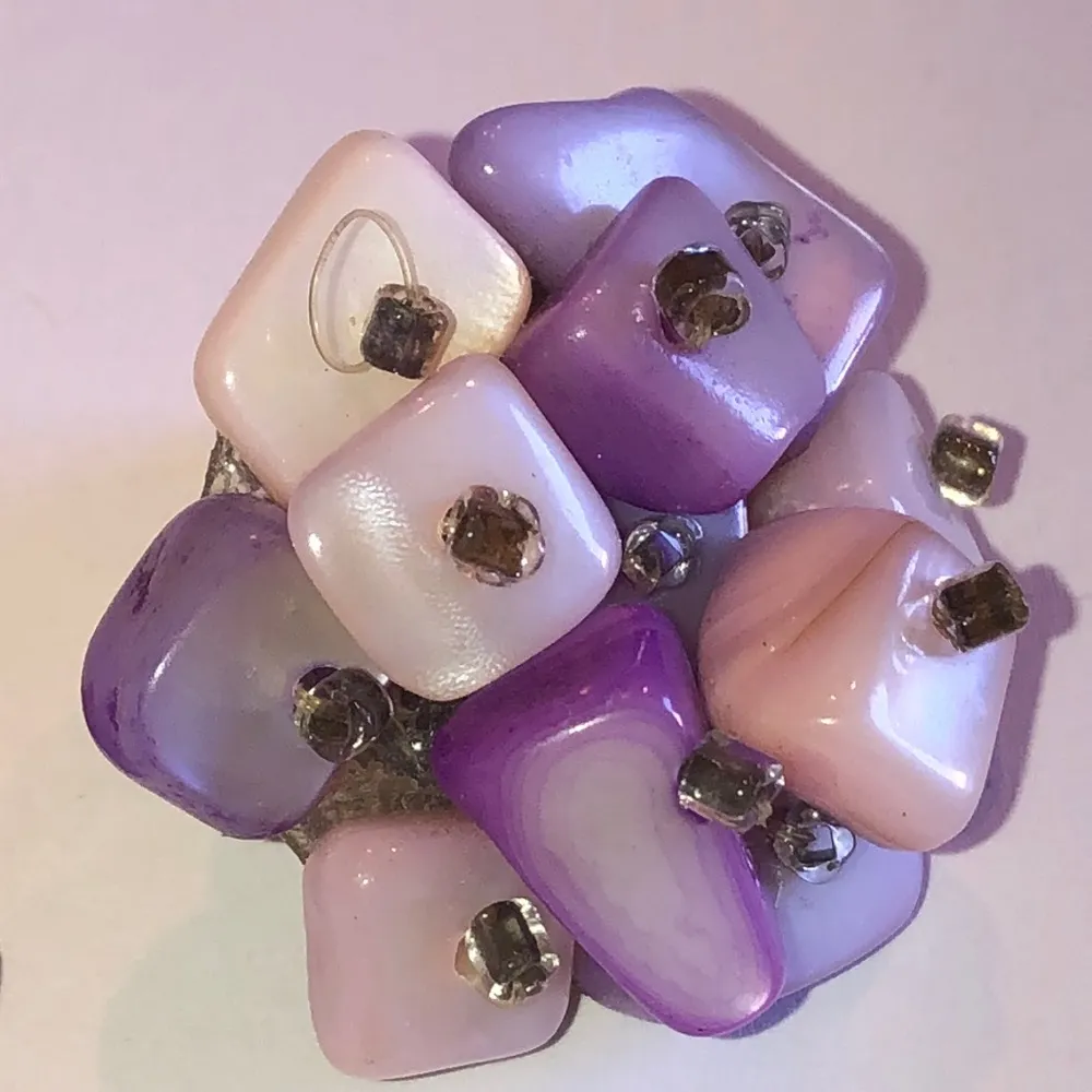 Purple Shell Beaded Cluster Beads Vintage Round Clip On Earrings - Image 3
