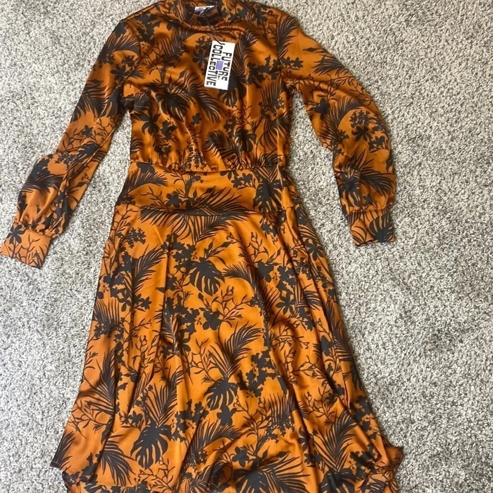 Future Collective Kahlana Barfield Brown Asymmetrical Dress SMALL NWT Black - Image 5