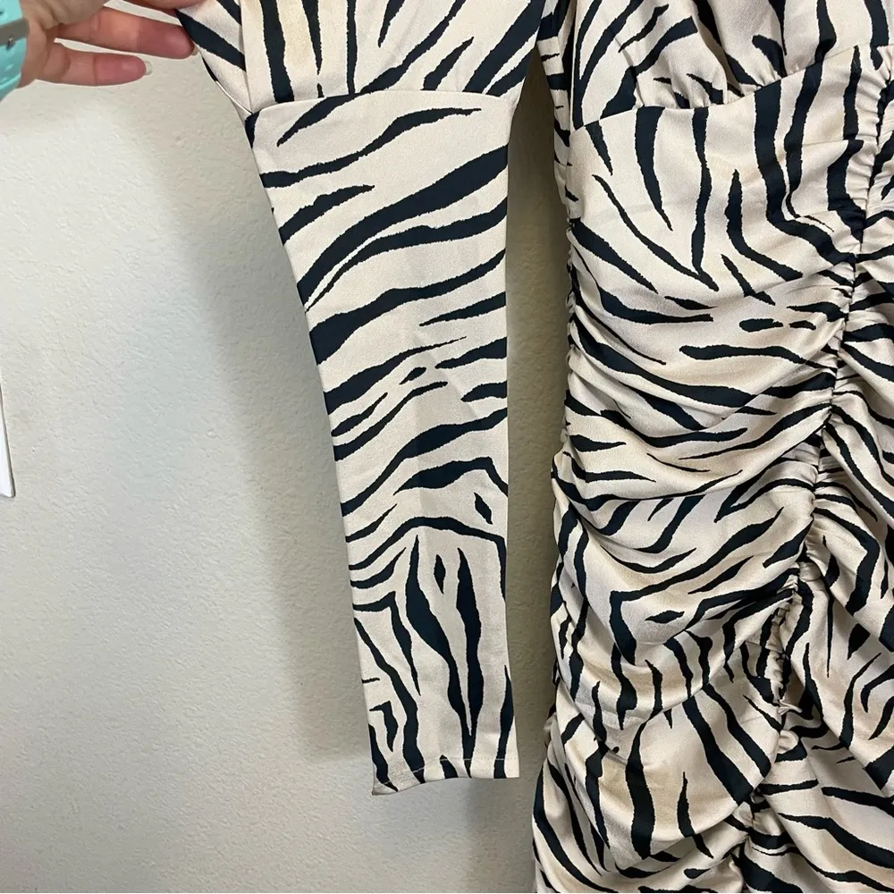 Bardot Tiger Stripe Print High Neck Rushed Mini Dress Size M - Image 9