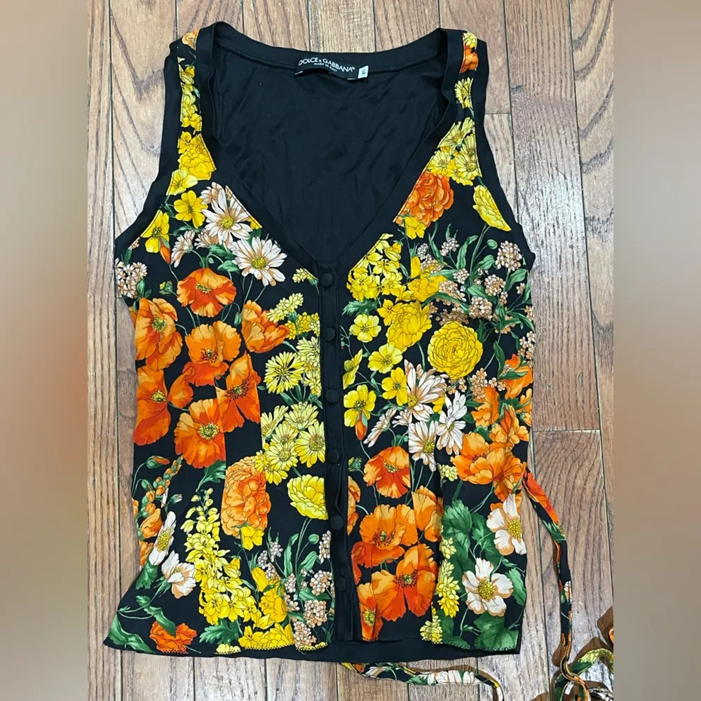 Dolce & Gabbana Classic Black Tee - Image 7